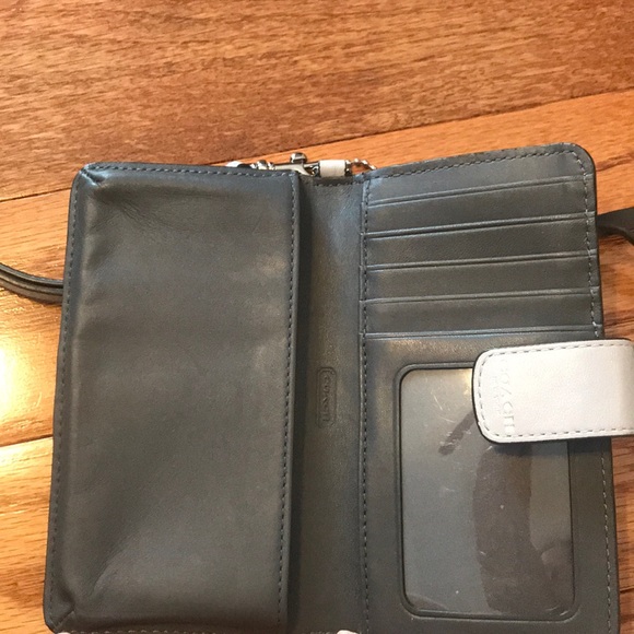 Wallet - Picture 2 of 2